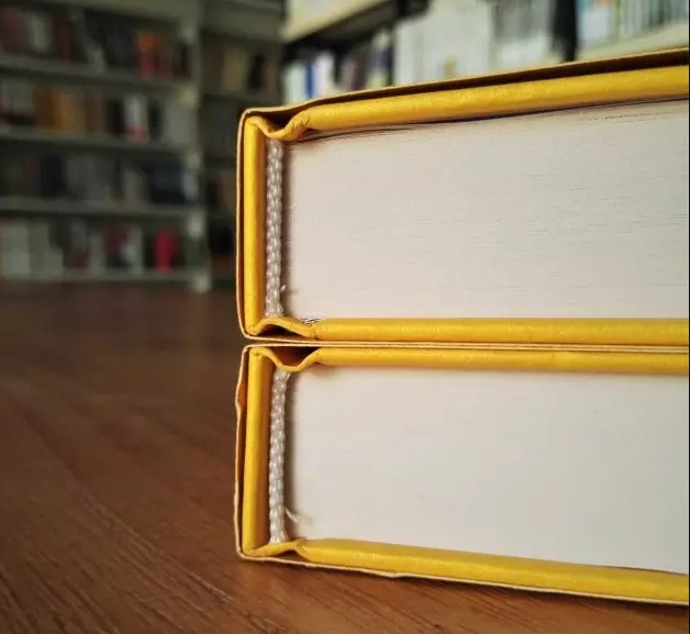 硬精裝書